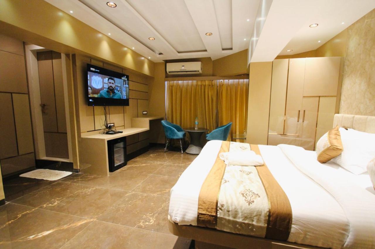 Home2 Renaissance Club Mumbai Eksteriør bilde