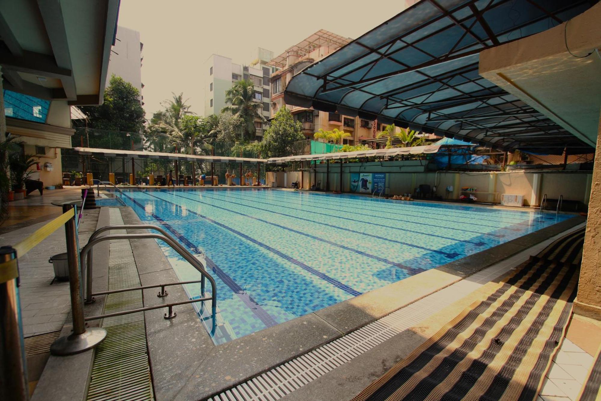 Home2 Renaissance Club Mumbai Eksteriør bilde