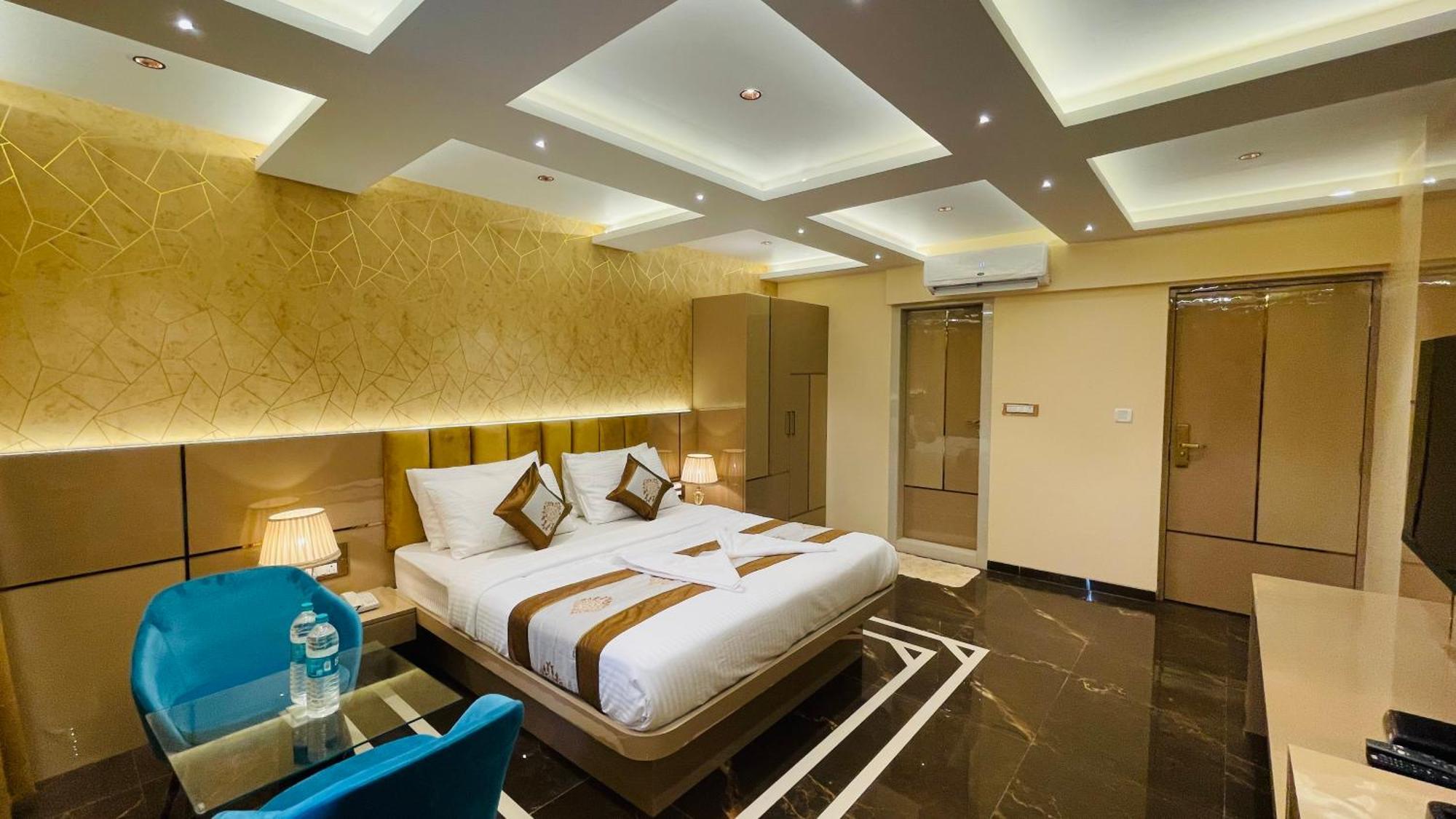 Home2 Renaissance Club Mumbai Eksteriør bilde